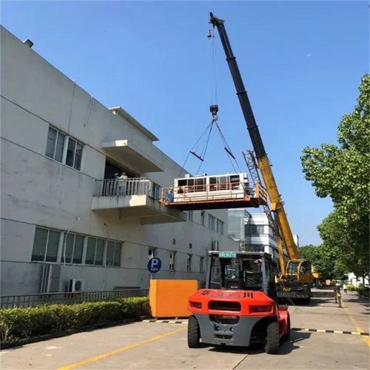 九所镇起重机司机十吊十不吊